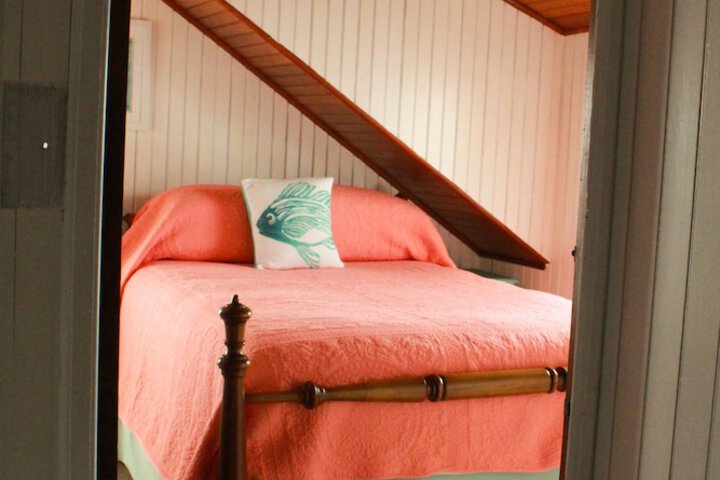 Room 272 of 468