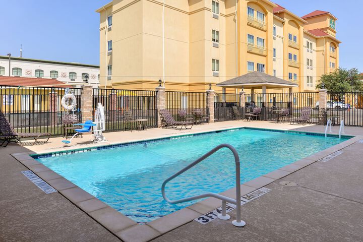 Pool 8 of 33