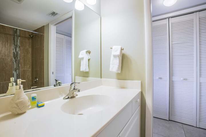 Marco Beach Vacation Suites