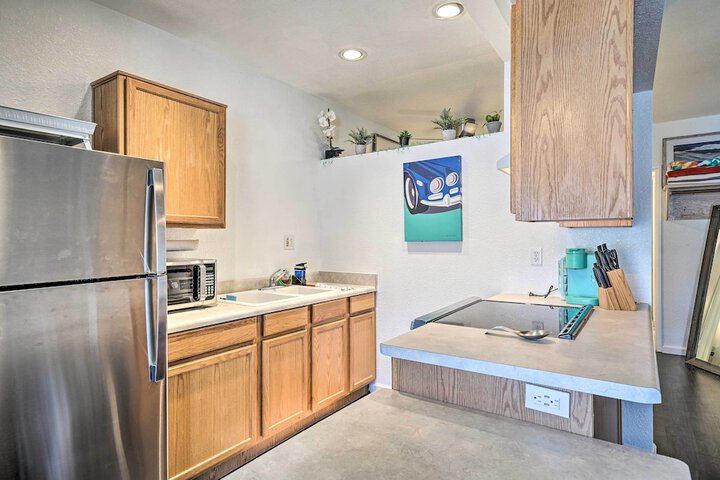 Parker Studio Nestled on the Colorado River!