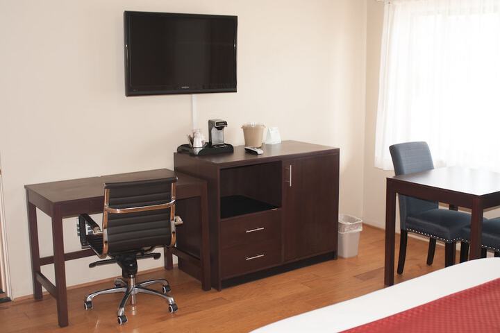 Room 10 of 22