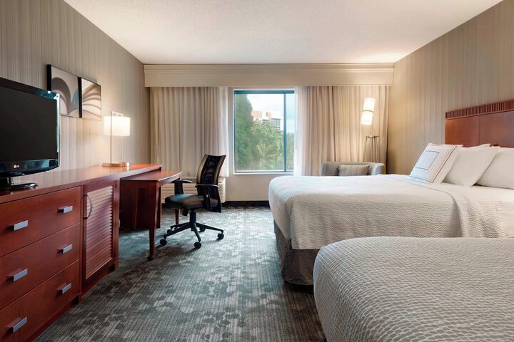 Courtyard by Marriott Akron Fairlawn