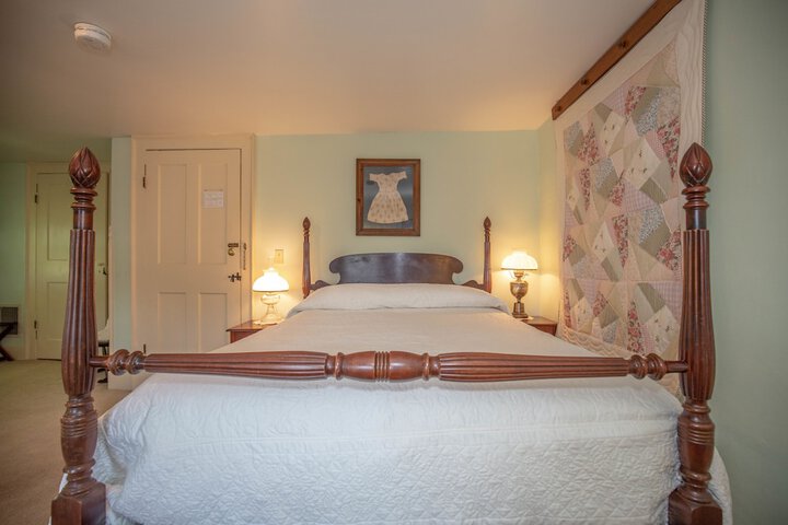 Room 47 of 115