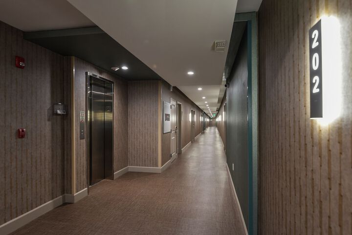 Ballroom/Hall 46 of 49