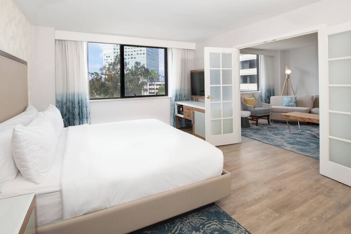 Renaissance Newport Beach Hotel