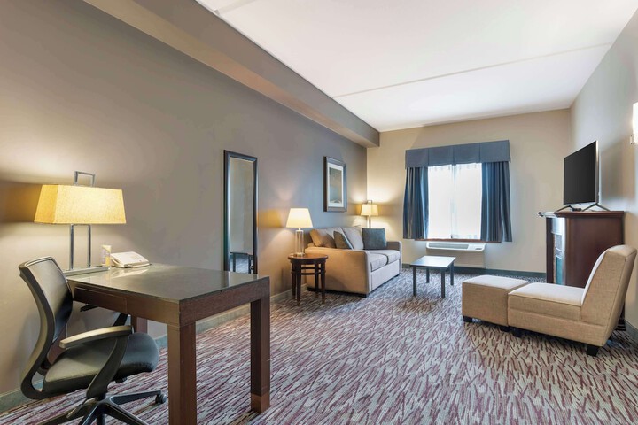 Room 42 of 51