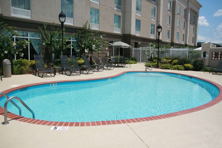 Pool 4 of 28