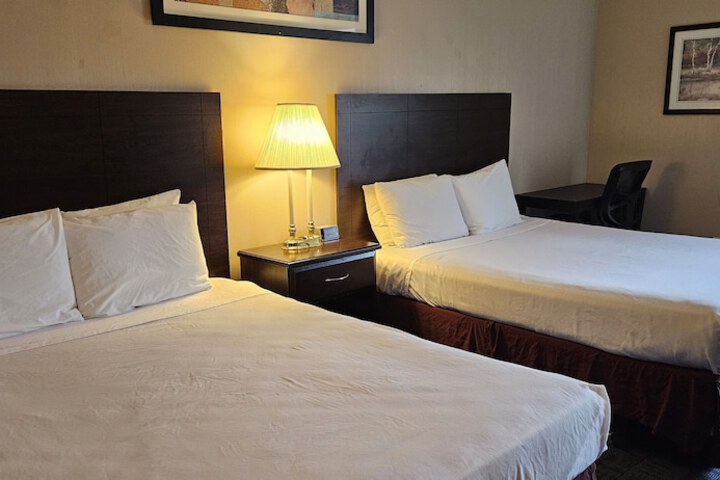 Room 17 of 38