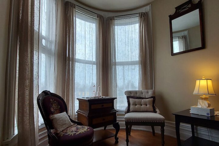 Room 25 of 47