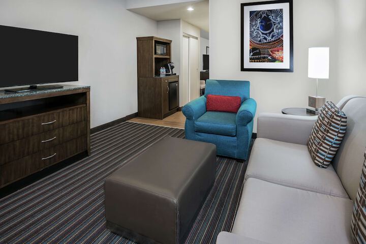 Room 14 of 40
