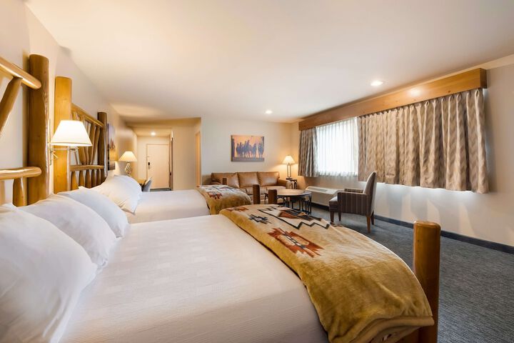 Best Western Plus Kentwood Lodge