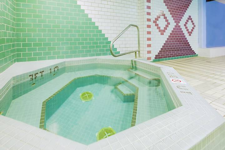 Pool 7 of 45