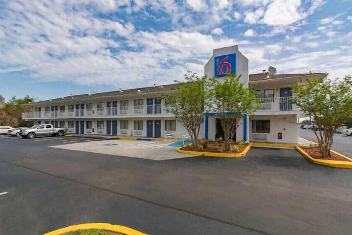Hotel 7 of 45