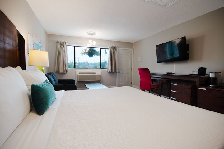 Room 21 of 34