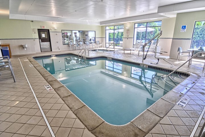 Pool 4 of 24