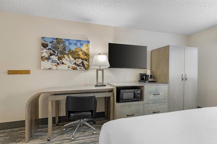 Best Western Alpenglo Lodge