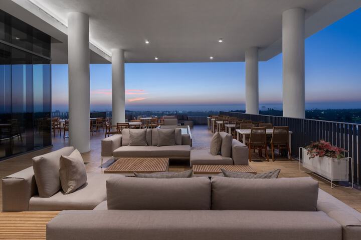 Terrace/Patio 55 of 56