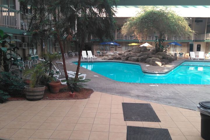 Pool 7 of 66