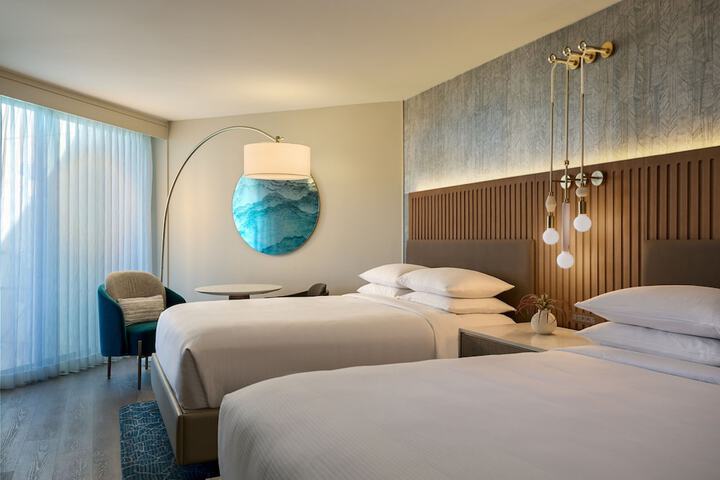 VEA Newport Beach a Marriott Resort & Spa