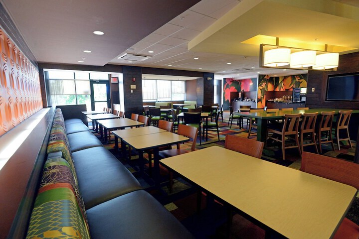 Fairfield Inn & Suites Bowling Green