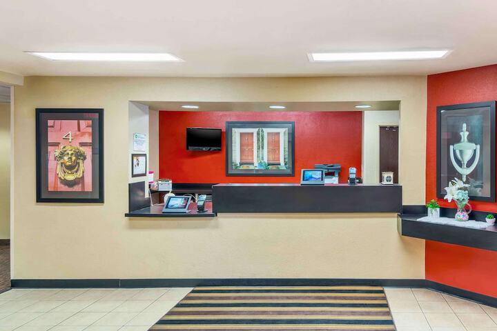Hotel Interior 11 of 28