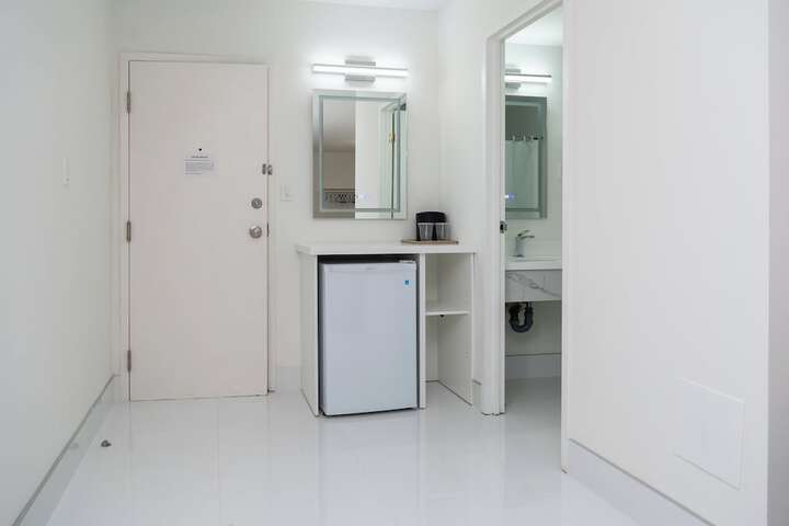 Room 16 of 81