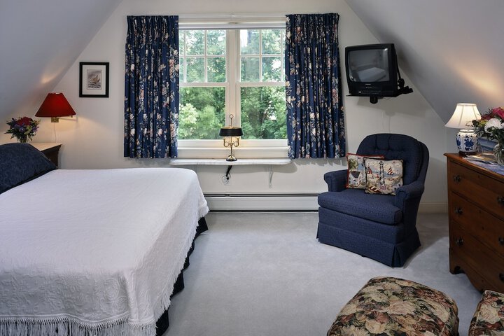 Room 56 of 73
