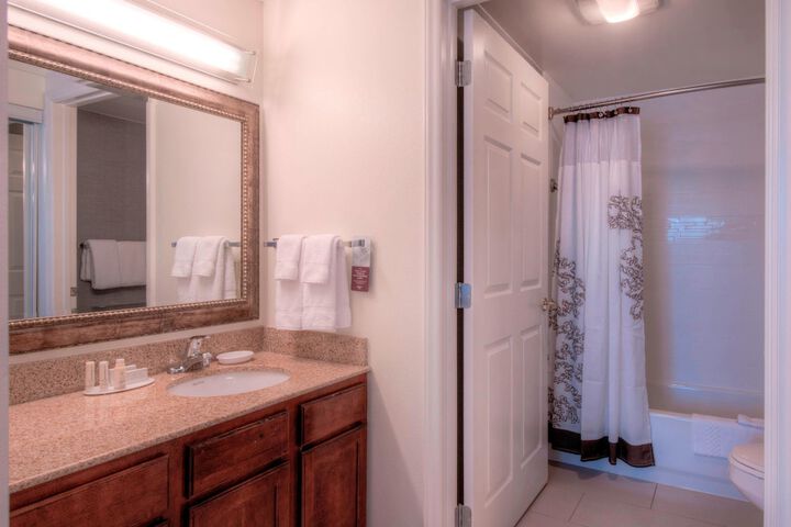 Room 20 of 62