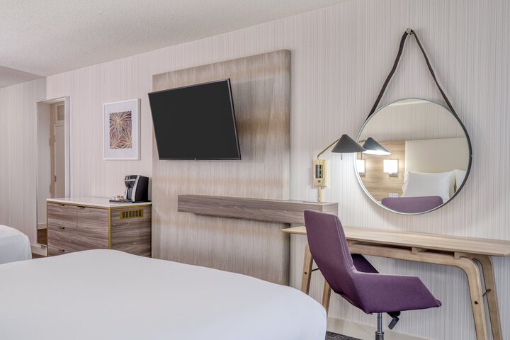 Room 33 of 57