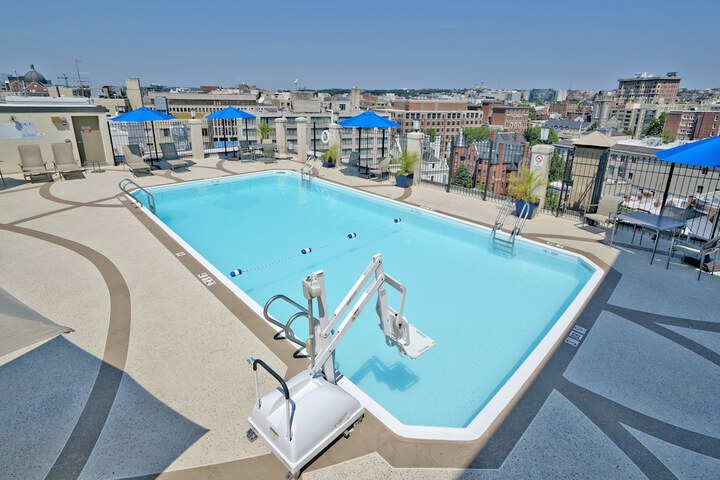 Pool 16 of 85