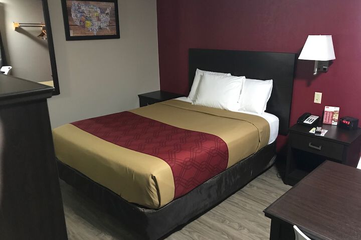 Room 10 of 11