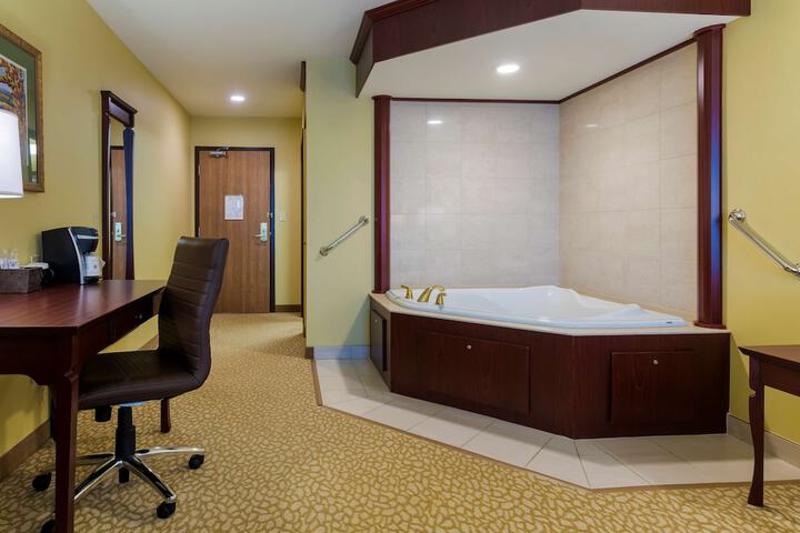 Room 36 of 45