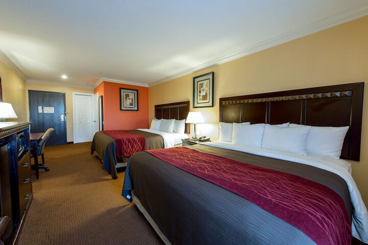 Room 18 of 39