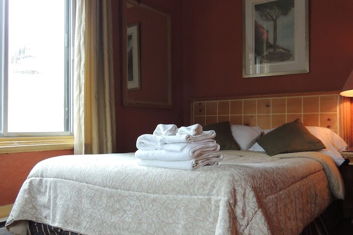 Room 9 of 21
