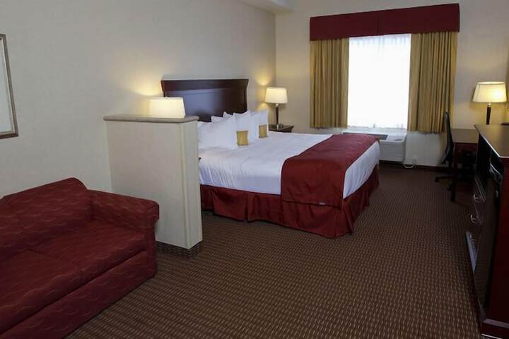 Wind River Hotel and Casino