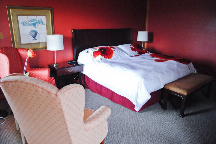 Room 18 of 53