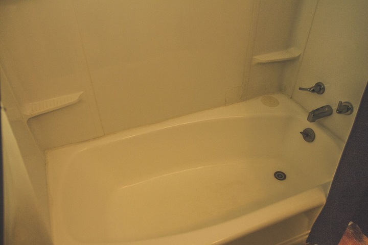 Room 72 of 137
