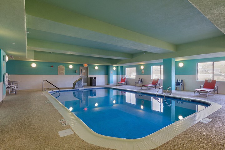 Holiday Inn Express Hotel & Suites Weston by IHG