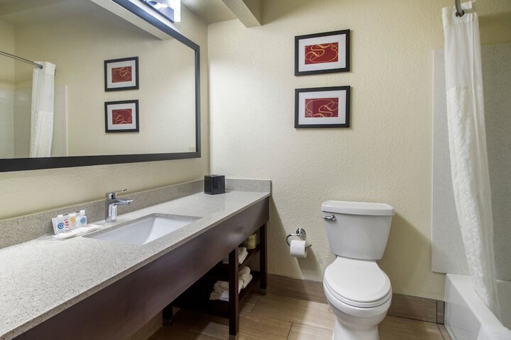 Room 14 of 30