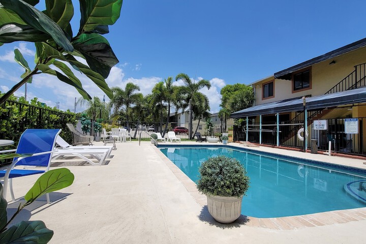 Pool 3 of 27