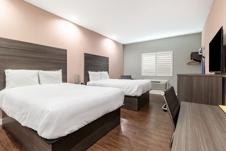 Room 20 of 43