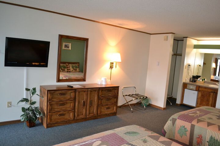 Room 25 of 34