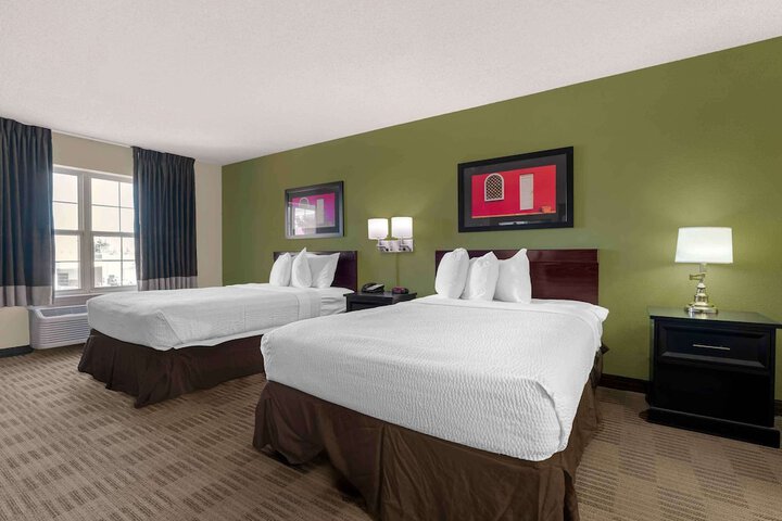 Room 20 of 29