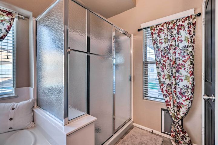 Maricopa Home w / Swim-up Bar Heated Pool & Slide