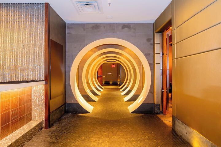 Sandman Signature Vancouver Airport Hotel & Resort