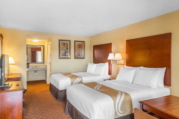 Quality Inn Calera I-65 exit 231