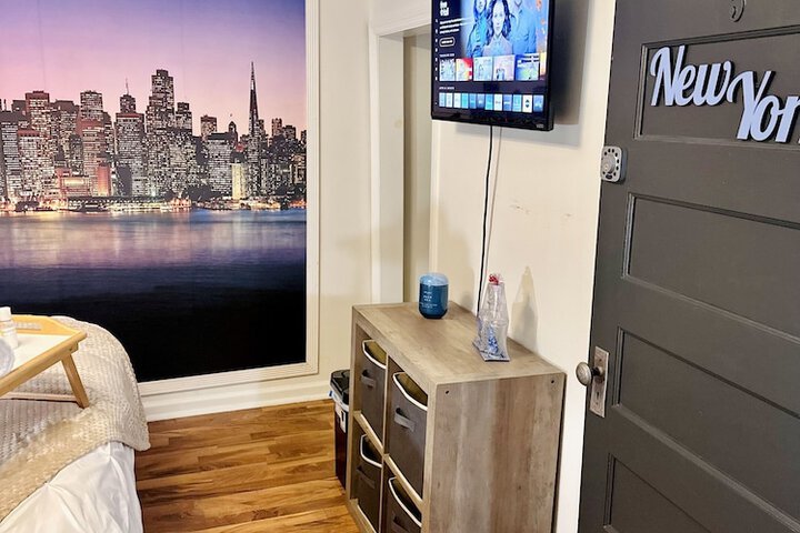 Room 16 of 51