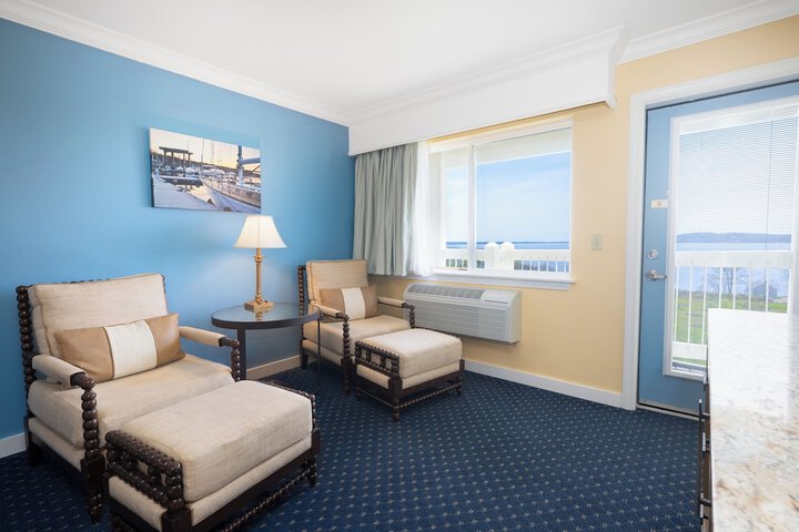 Fireside Inn & Suites - Belfast