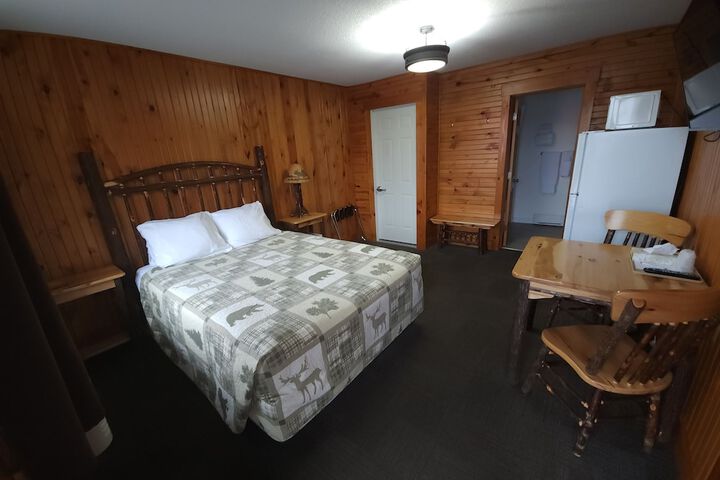 Room 9 of 9