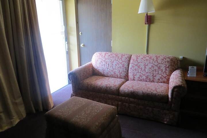 Room 12 of 42